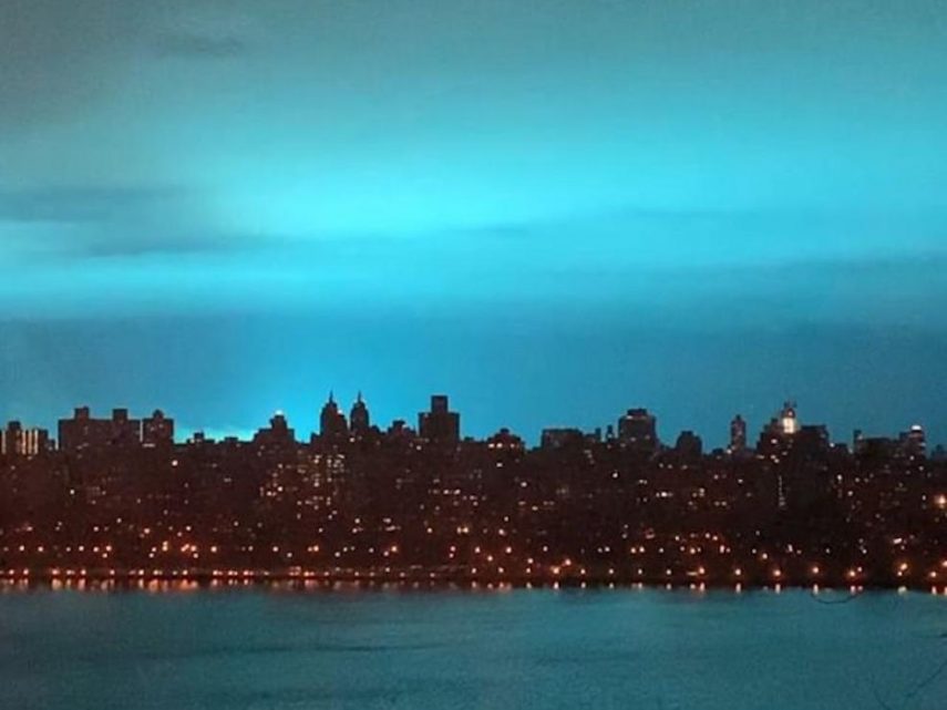 Luz azul é confundida com ataque alienígena em NY
