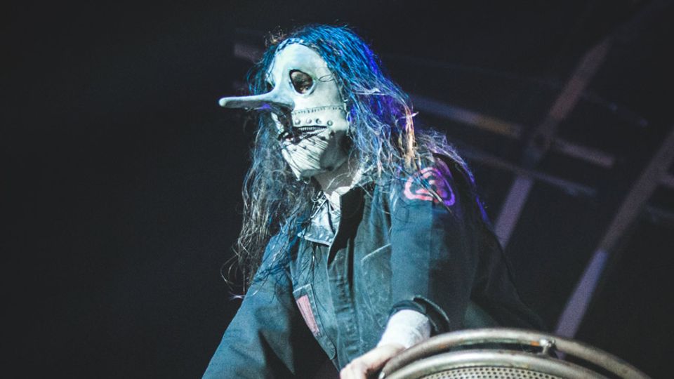 Slipknot anuncia a saída do percussionista Chris Fehn