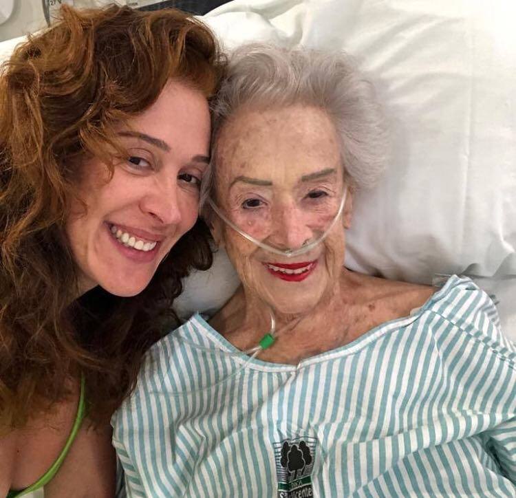 Mãe de Claudia Raia falece aos 95 anos