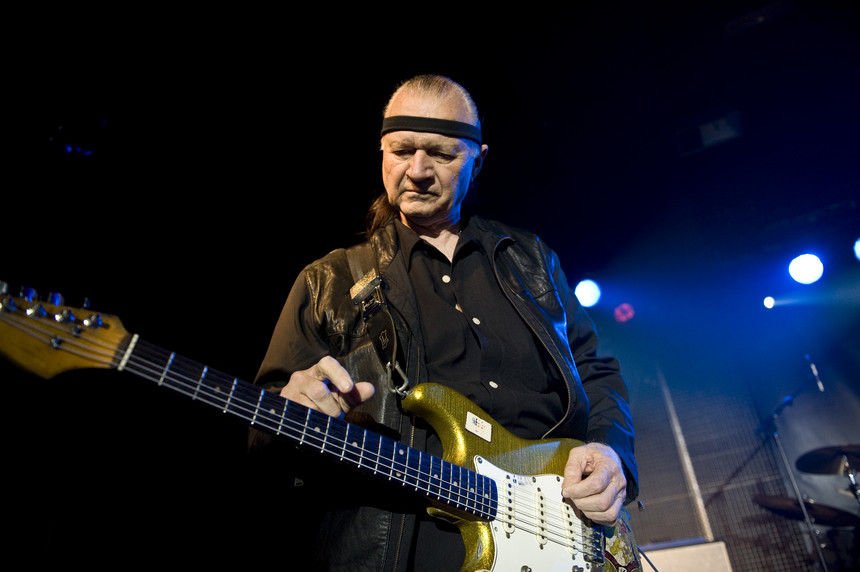 Autor de tema de abertura de Pulp Fiction, Dick Dale morre aos 81 anos