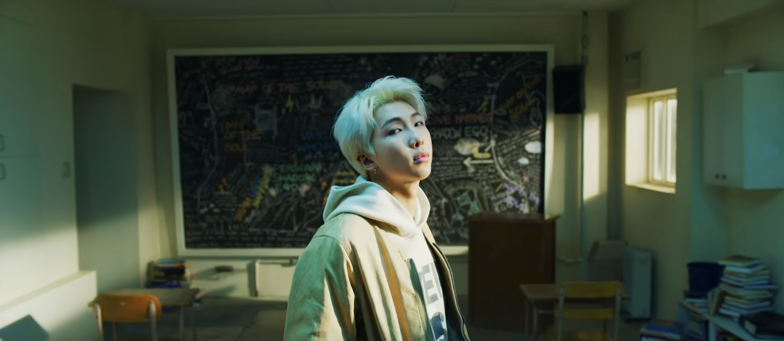 BTS revela trailer de 'Map Of The Soul: Persona’; fãs já criam teorias