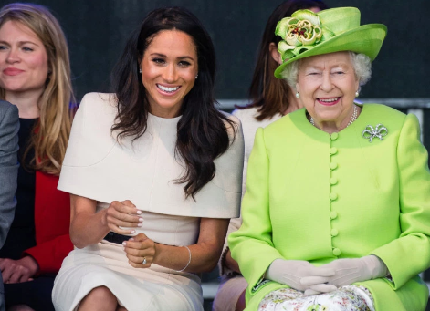 Rainha proíbe Meghan Markle de usar joias que foram da princesa Diana. 