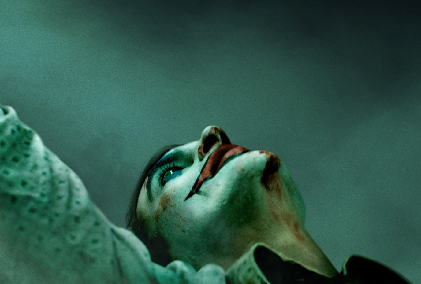 'Joker': trailer é divulgado e fãs comparam Phoenix a Ledger e Leto