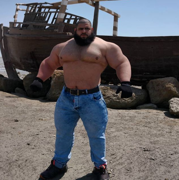 O fisioculturista Sajad Gharibi é conhecido também como 'Hércules da Pérsia' e se prepara para estrear no MMA contra um oponente brasileiro