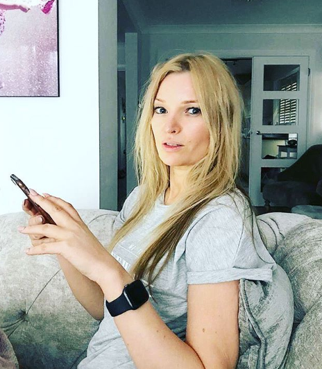 Denise Ohnona tem 38 anos e é constantemente confundida pela modelo britânica