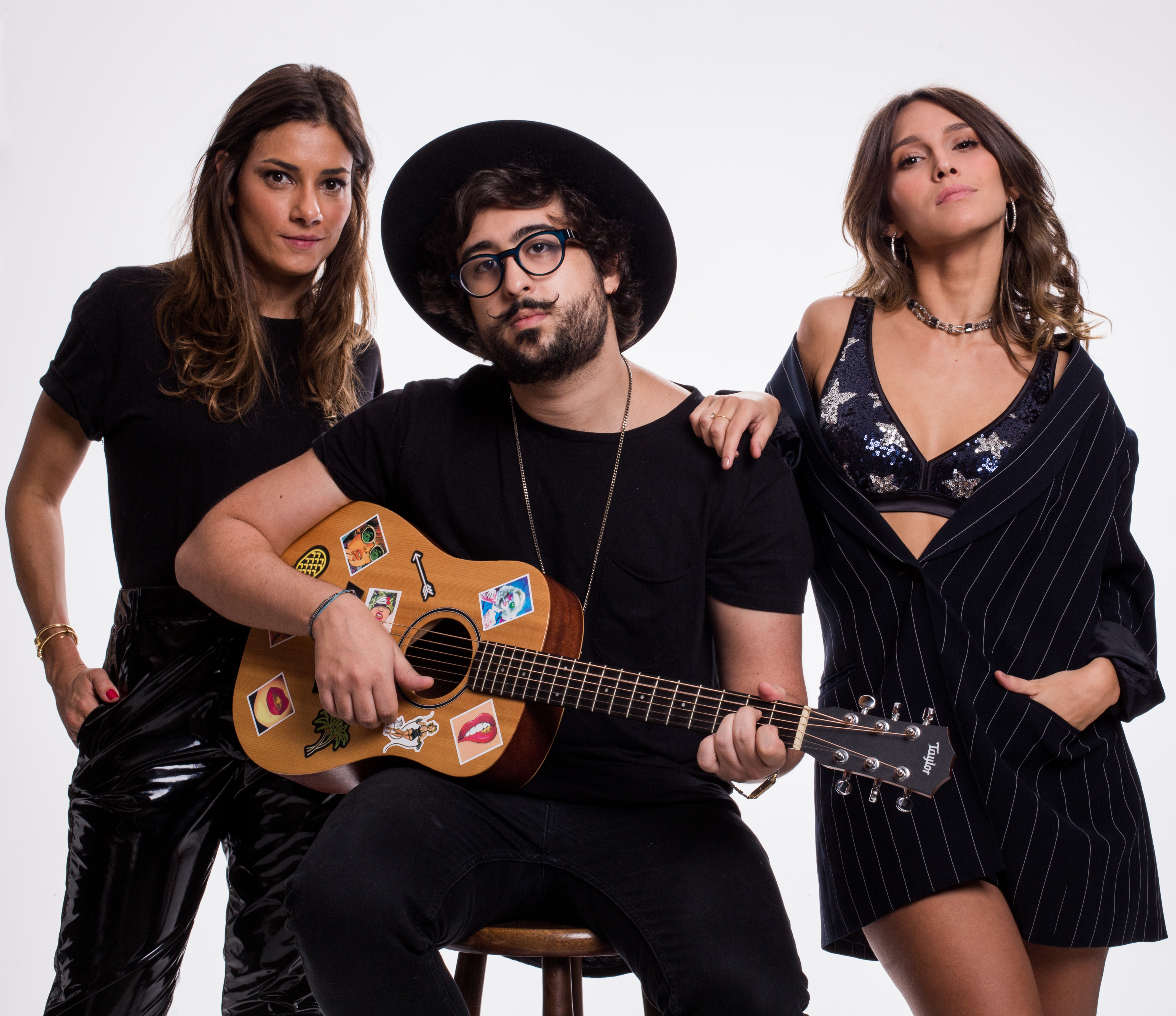 Confira making of exclusivo de 'It's Your Life', novo hit de Zeeba