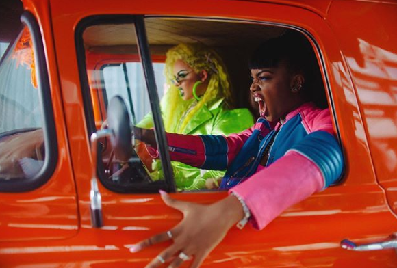 Gloria Groove lança o clipe de 'YoYo', sua nova parceria com Iza e continuação do vídeo 'Coisa Boa'