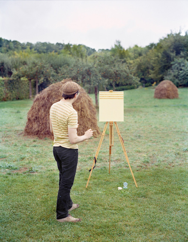 Hank Schmidt in der Beek é um pintor que usa de suas técnicas para ir a vistas maravilhosas e, em vez pintar o que vê, pinta suas próprias blusas.