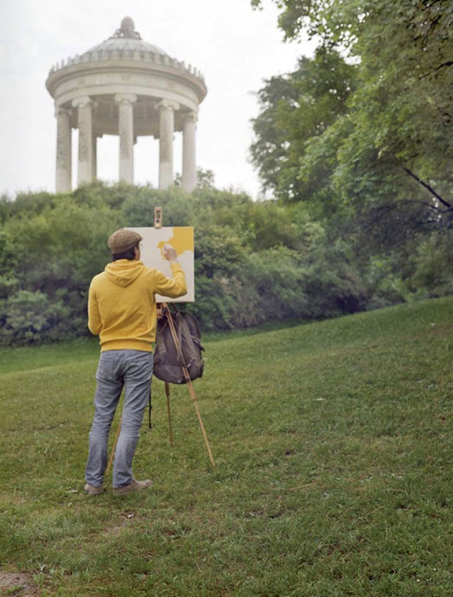 Hank Schmidt in der Beek é um pintor que usa de suas técnicas para ir a vistas maravilhosas e, em vez pintar o que vê, pinta suas próprias blusas.