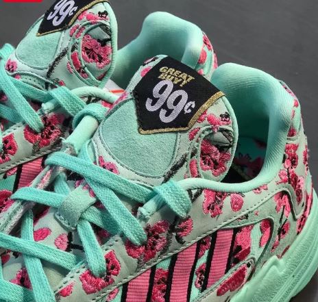 Adidas faz parceria com Arizona Iced Tea e lança coleção especial com pares a US$0,99