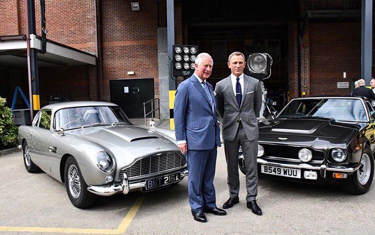 Príncipe Charles nos bastidores do novo longa de James Bond(1)
