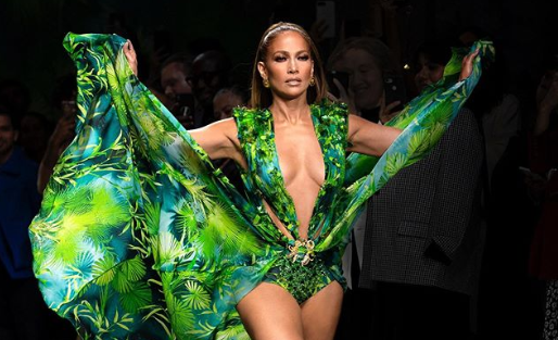 Os vestidos verdes de Jennifer Lopez