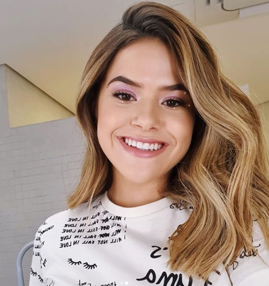 Maisa exibe cabelo em transição capilar e é encorajada por fãs