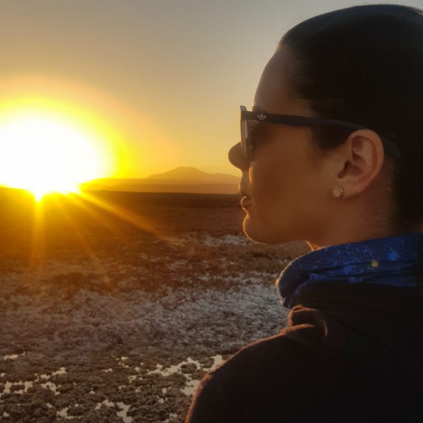 Apresentadora do Bem Estar curte as férias no deserto do Atacama, no Chile