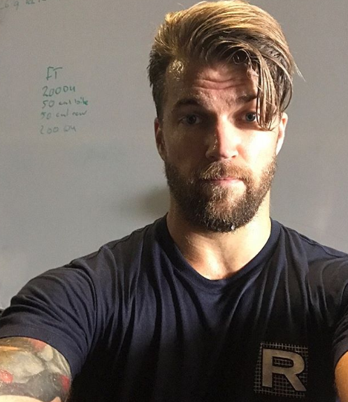 Este 'padre do crossfit' está enlouquecendo seguidores nas redes sociais