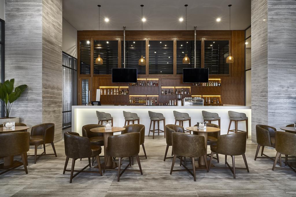 O que tem um hotel 5 estrelas e como é se hospedar em um