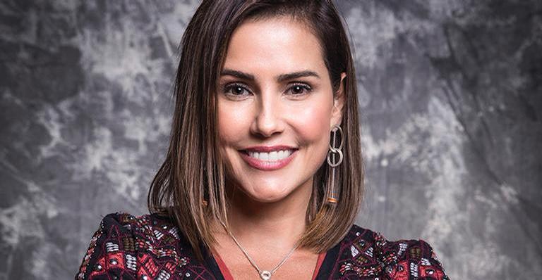 Deborah Secco relembra filha falando mamãe e encanta a internet