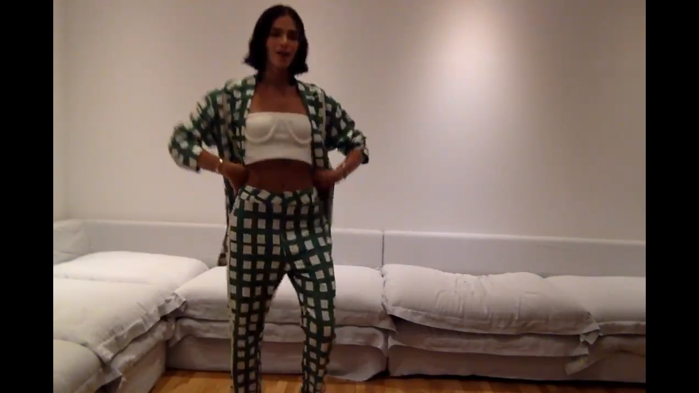 Bruna Marquezine dança Dua Lipa para comemorar permanência de Manu no BBB