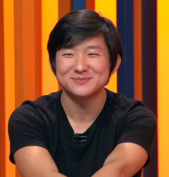 Pyong desabafa sobre fraldas "de vestir": "Quem pensou nisso não tem filho"