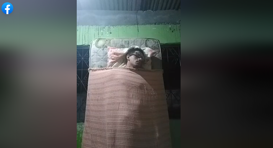 Efeito quarentena: Jovem faz live "dormindo em pé" e viraliza na web