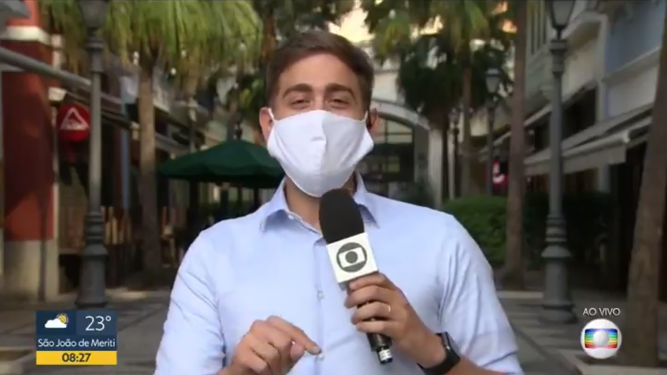 Repórter da Globo se declara ao vivo para o marido, seu colega de emissora