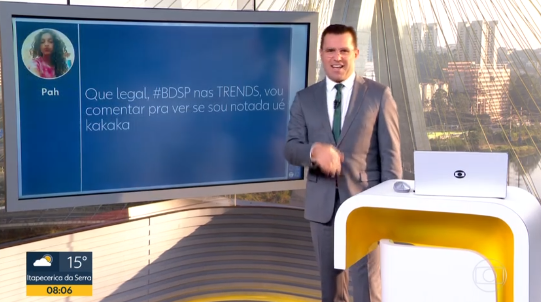 Bocardi erra conta básica de matemática ao vivo e se diverte com comentários