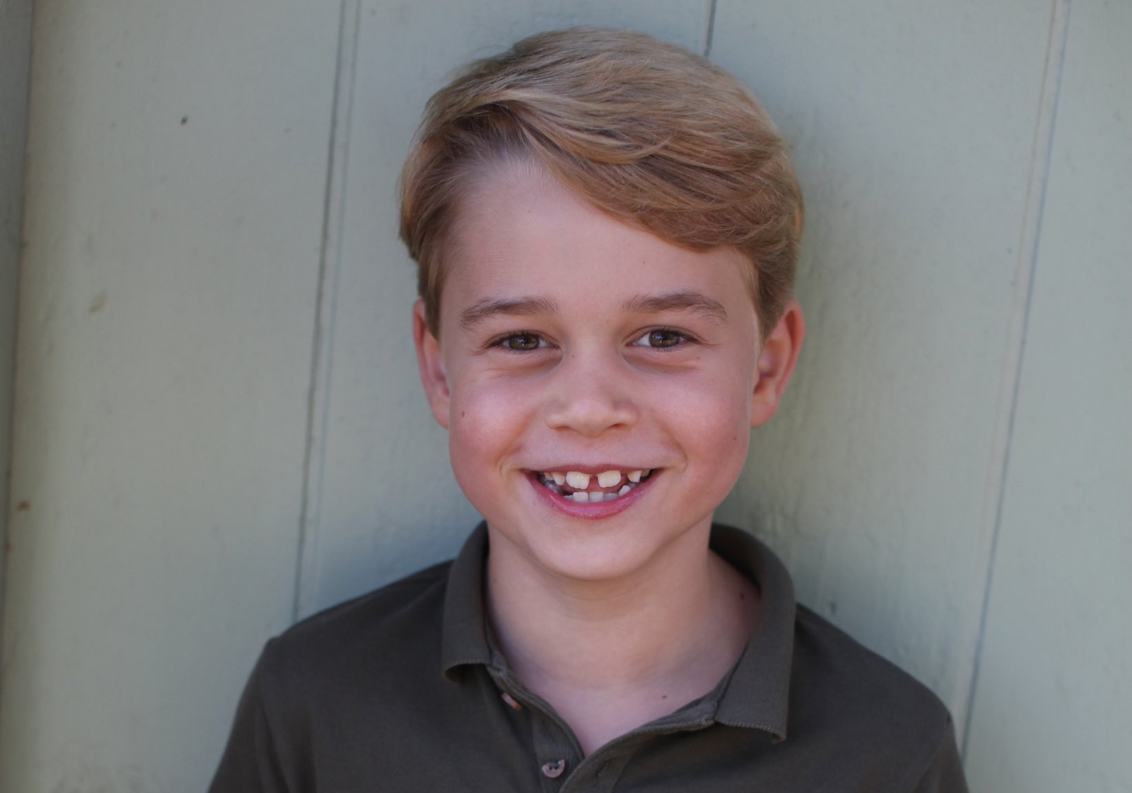 Príncipe George completa 7 anos com a mesma fofura de antes