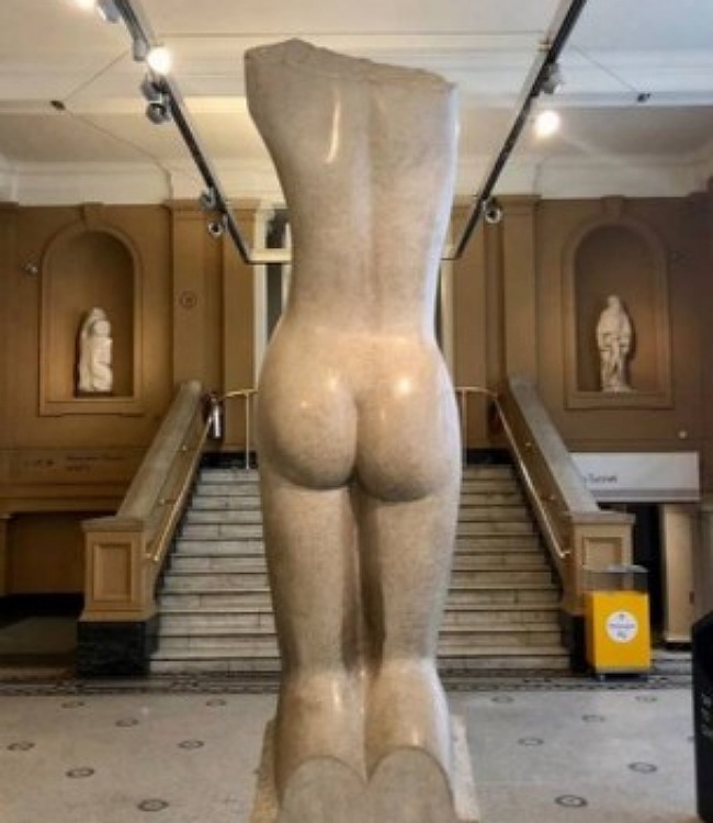 Museus estão em competição do bumbum mais bonito de escultura