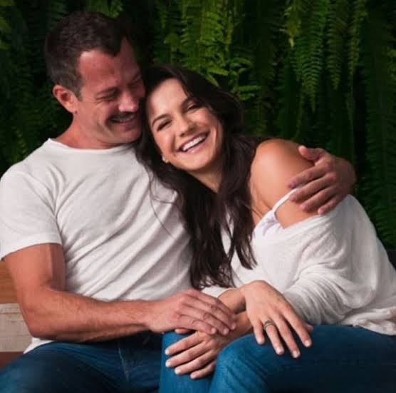 Malvino Salvador e Kyra Gracie revelam o nome do terceiro filho