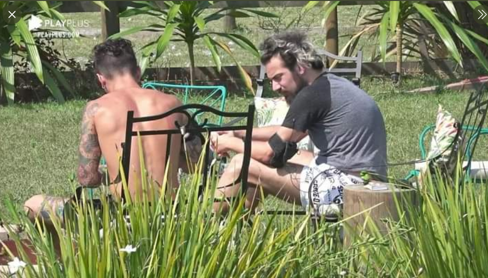 Cartolouco fecha parceria com Biel em A Fazenda: "Jamais te traí aqui dentro"