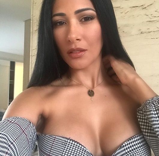 Simaria surpreende nas redes sociais ao aparecer em post sem maquiagem