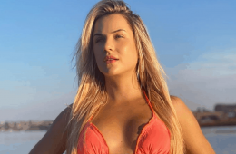 Miss Brasil Jakelyne Oliveira exibe curvas de biquíni no Miss