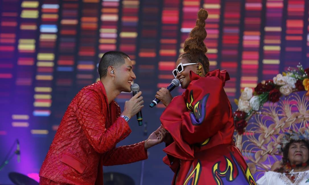 Gaby Amarantos e Jaloo anunciam parceria; “Tchau” chega nas plataformas dia 25