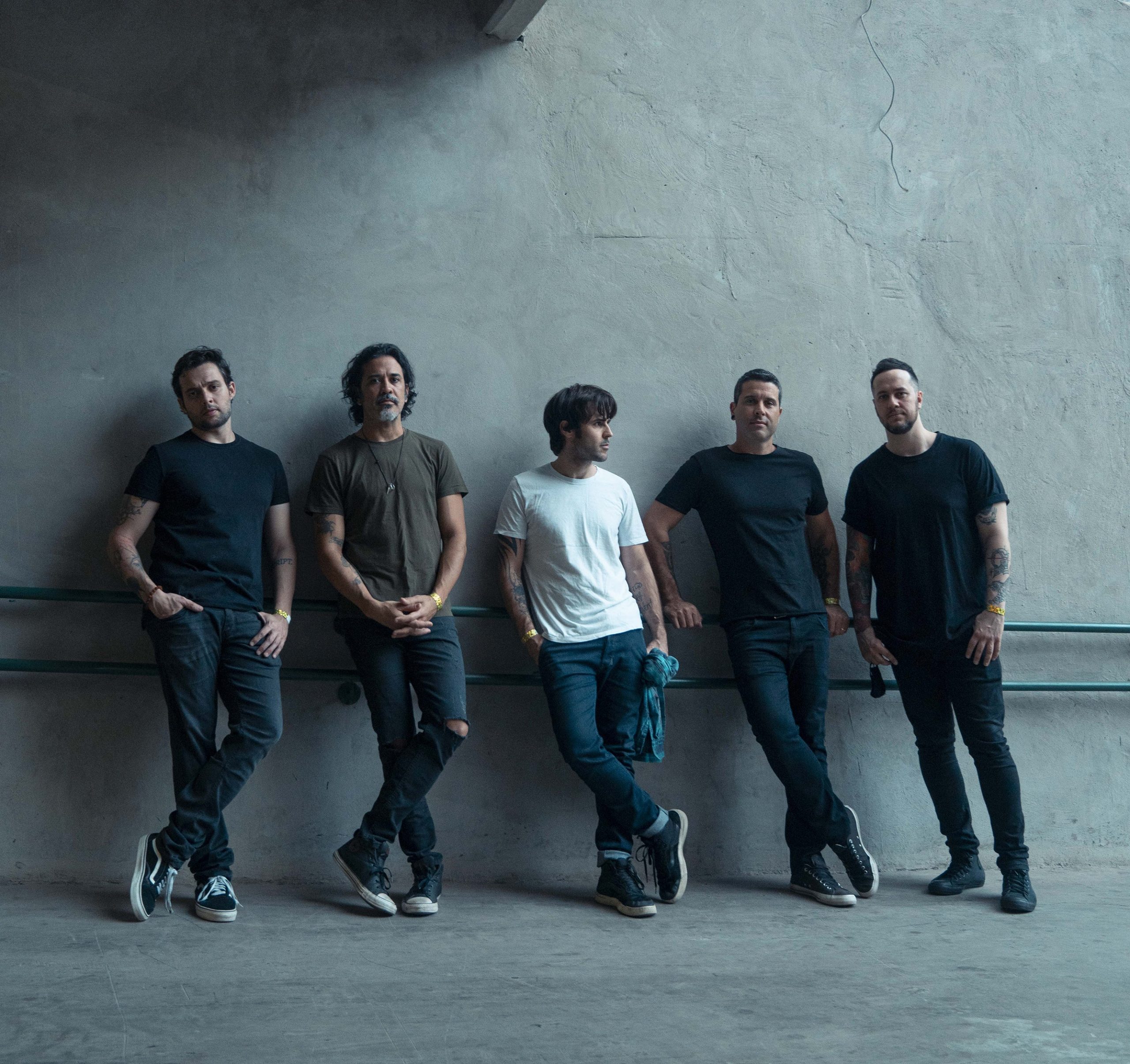 Ego Kill Talent anuncia data de lançamento do último EP da trilogia “The Dance Between Extremes”