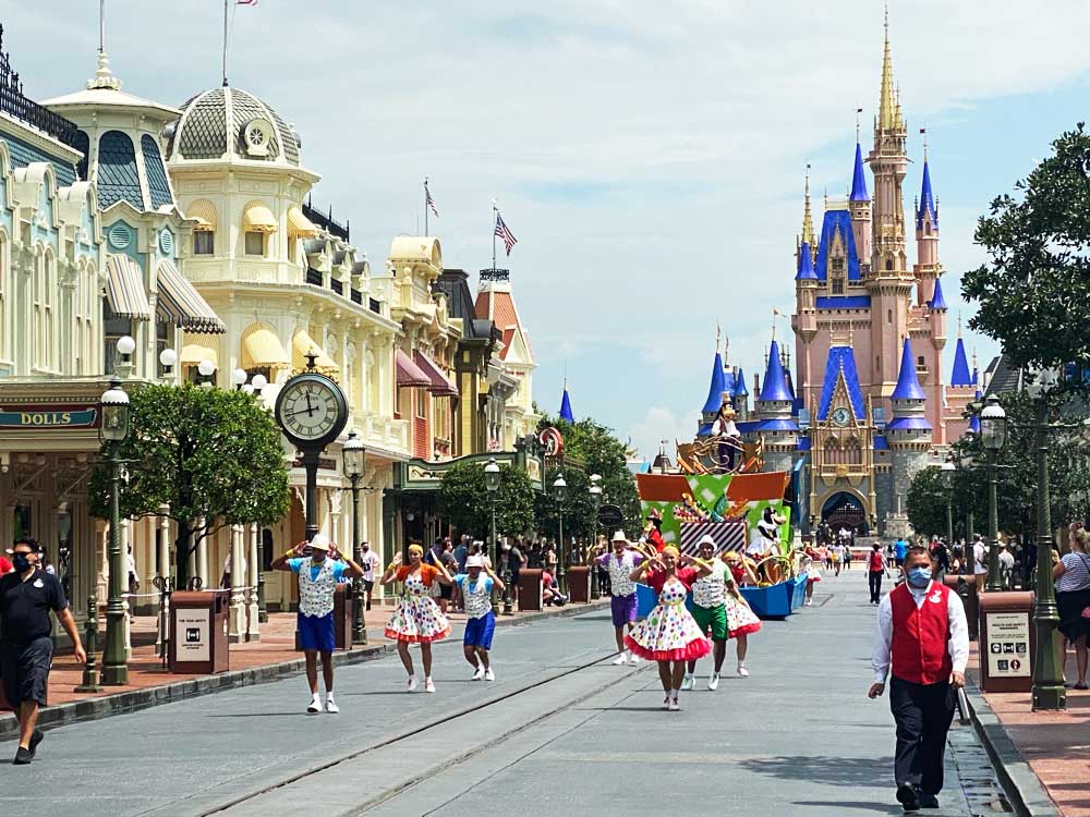 Disney planeja série baseada no parque Magic Kingdom