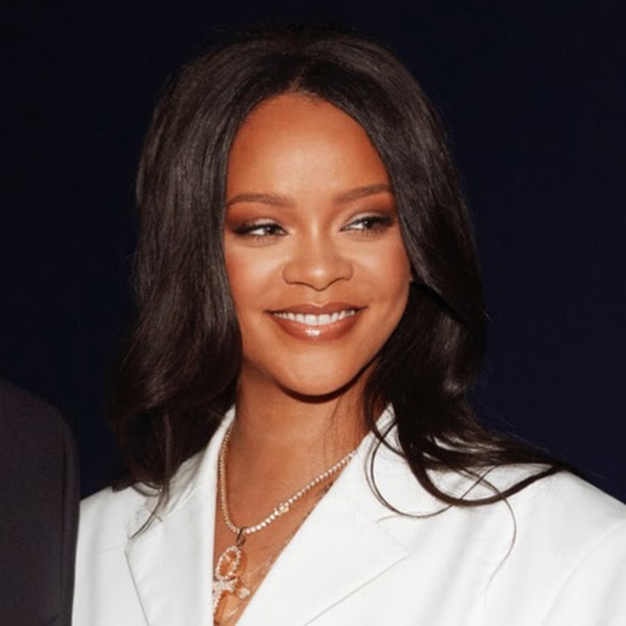 Loja Fenty, de Rihanna, será fechada em Paris