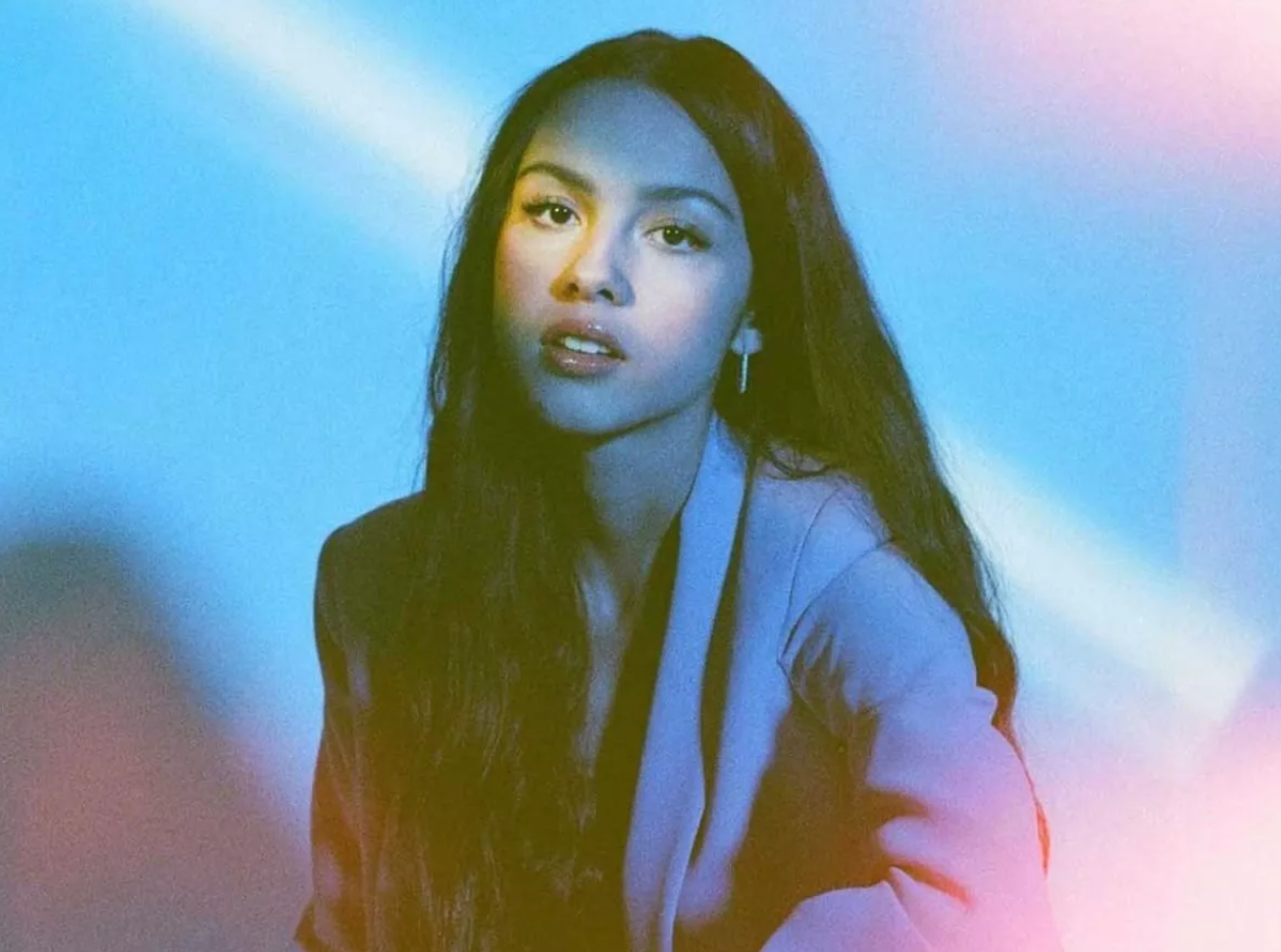 "deja vu": Olivia Rodrigo anuncia novo single para início de abril