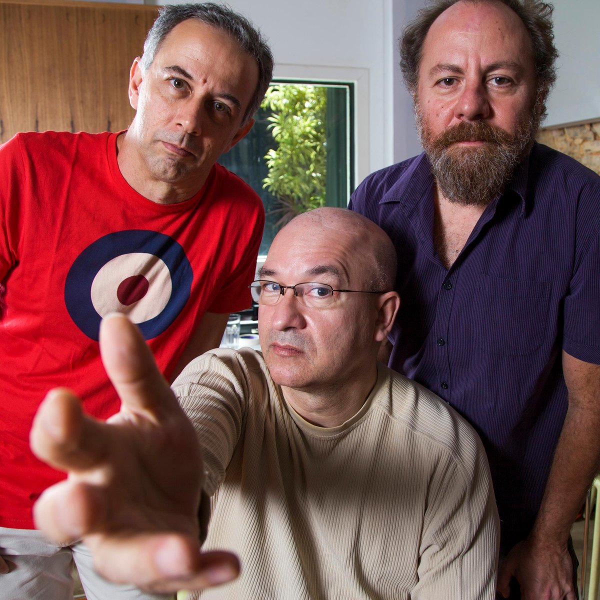 Os Paralamas do Sucesso lançam clipe de "Não Posso Mais" com direção de Rubel