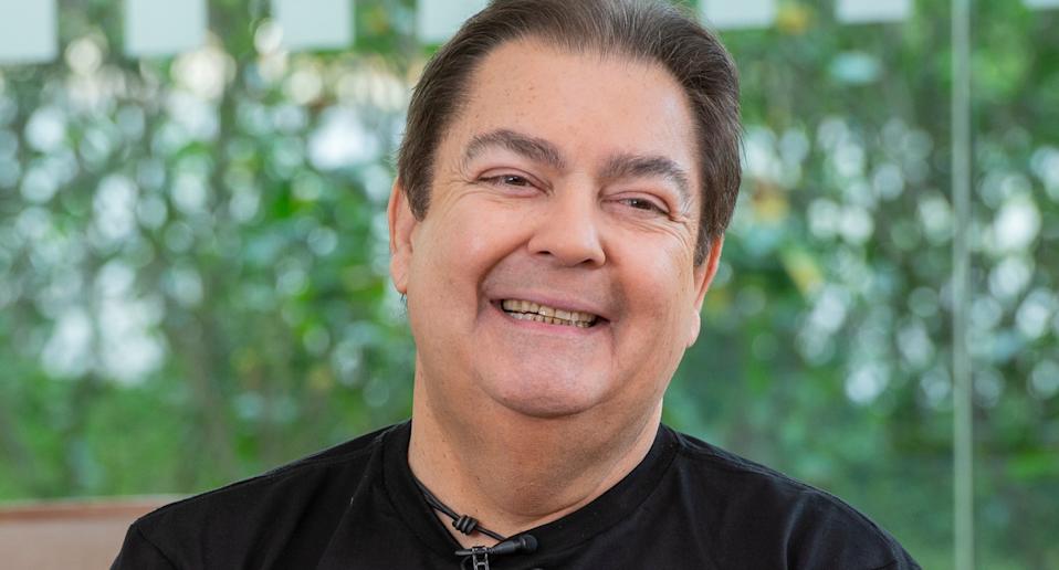 Após anunciar saída da Globo, Faustão fecha contrato com a Band
