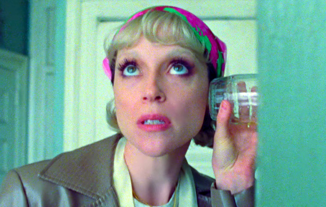 St. Vincent lança o clipe da faixa "Down"