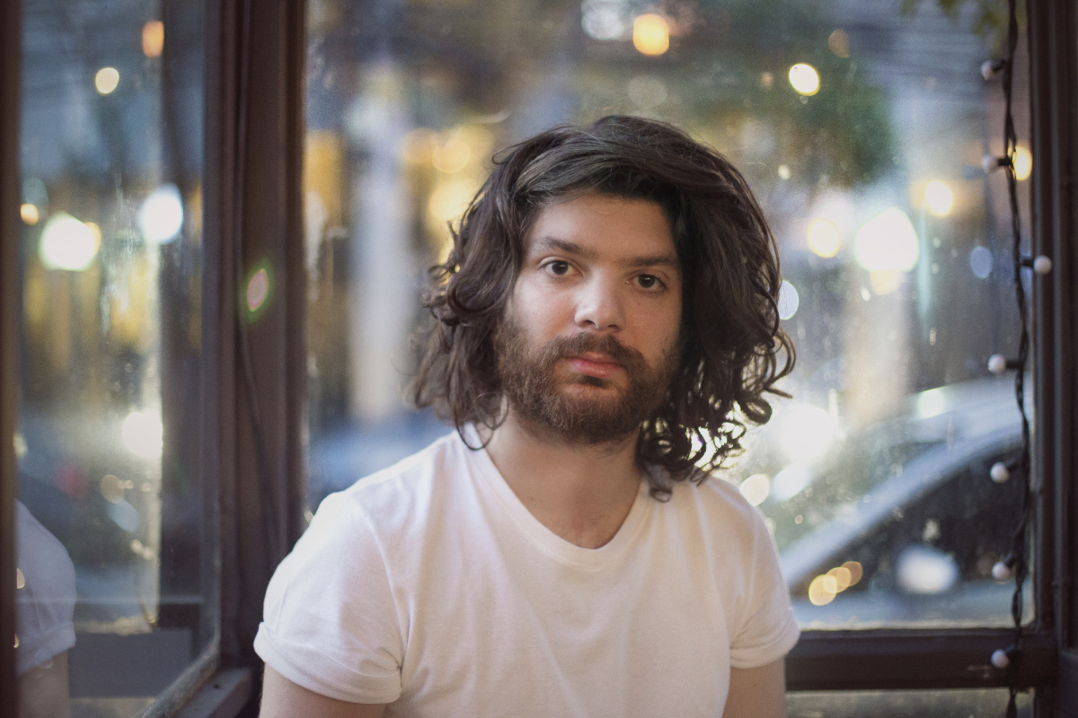 Dani Black lança o single “Beijos de Luz”; ouça