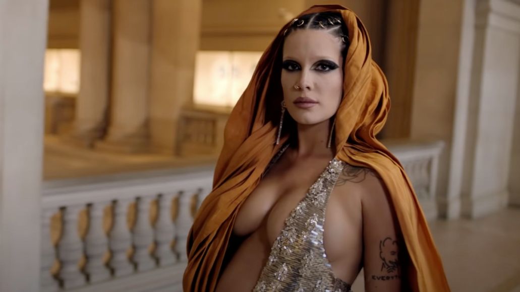 Halsey libera trailer do filme de "If I Can’t Have Love, I Want Power"