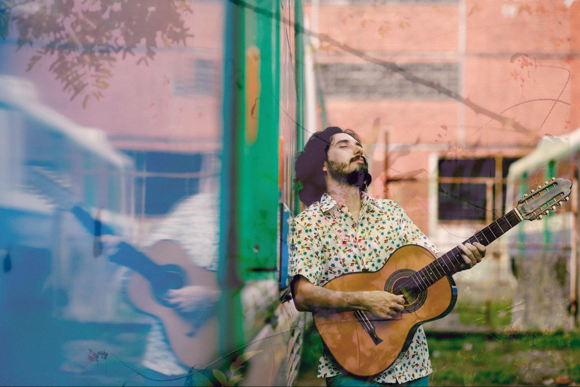 Rodrigo Samico lança álbum “Voyage dans l’espace temps suspendu”; ouça