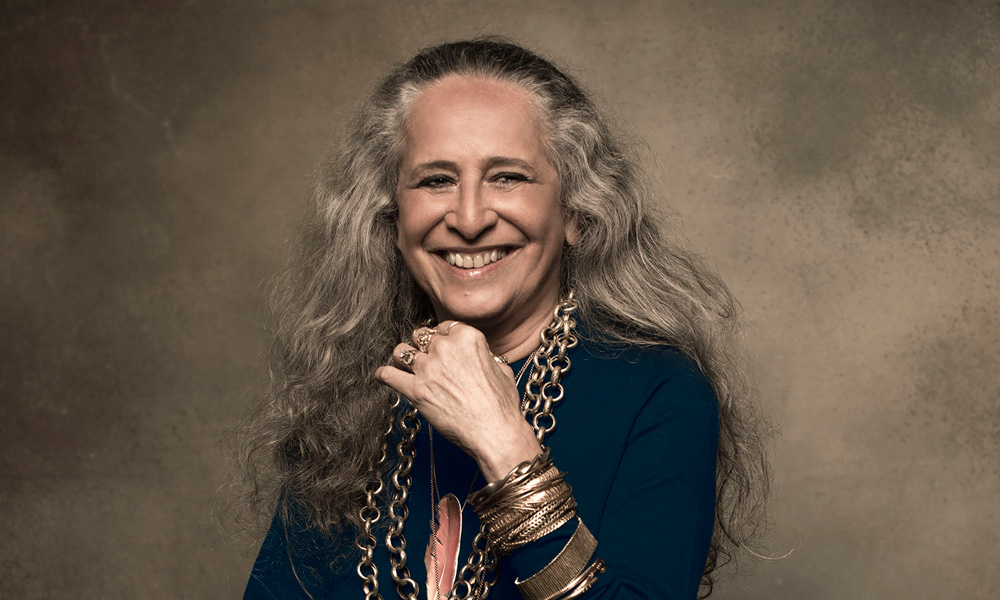 Maria Bethânia celebra fé e homenageia o rio São Francisco no single "Lapa Santa"