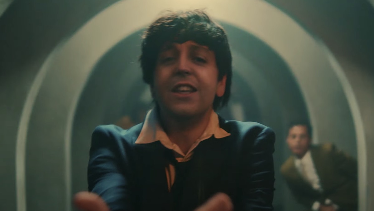 Paul McCartney rejuvenesce no clipe de “Find My Way”