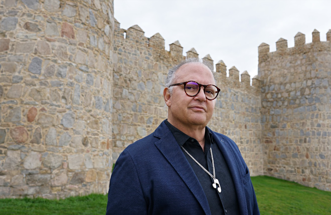 Guilherme Arantes conecta Era Medieval com os dias atuais no álbum “A Desordem dos Templários”