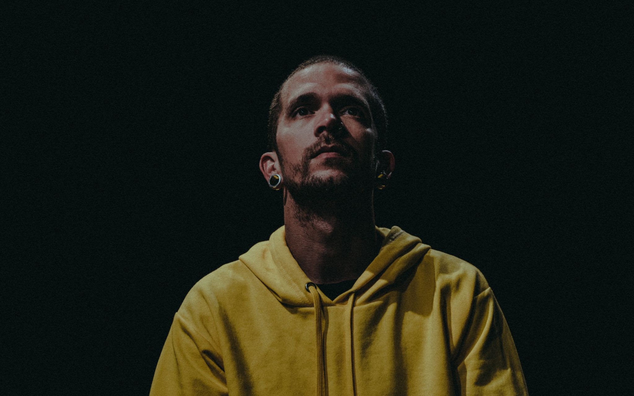 Com grande influência do Folk, Léo Norbim lança o EP “Inverno”