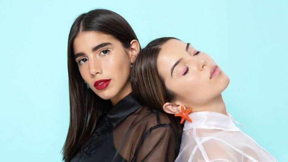 Clara x Sofia lança live session com faixas autorais e covers