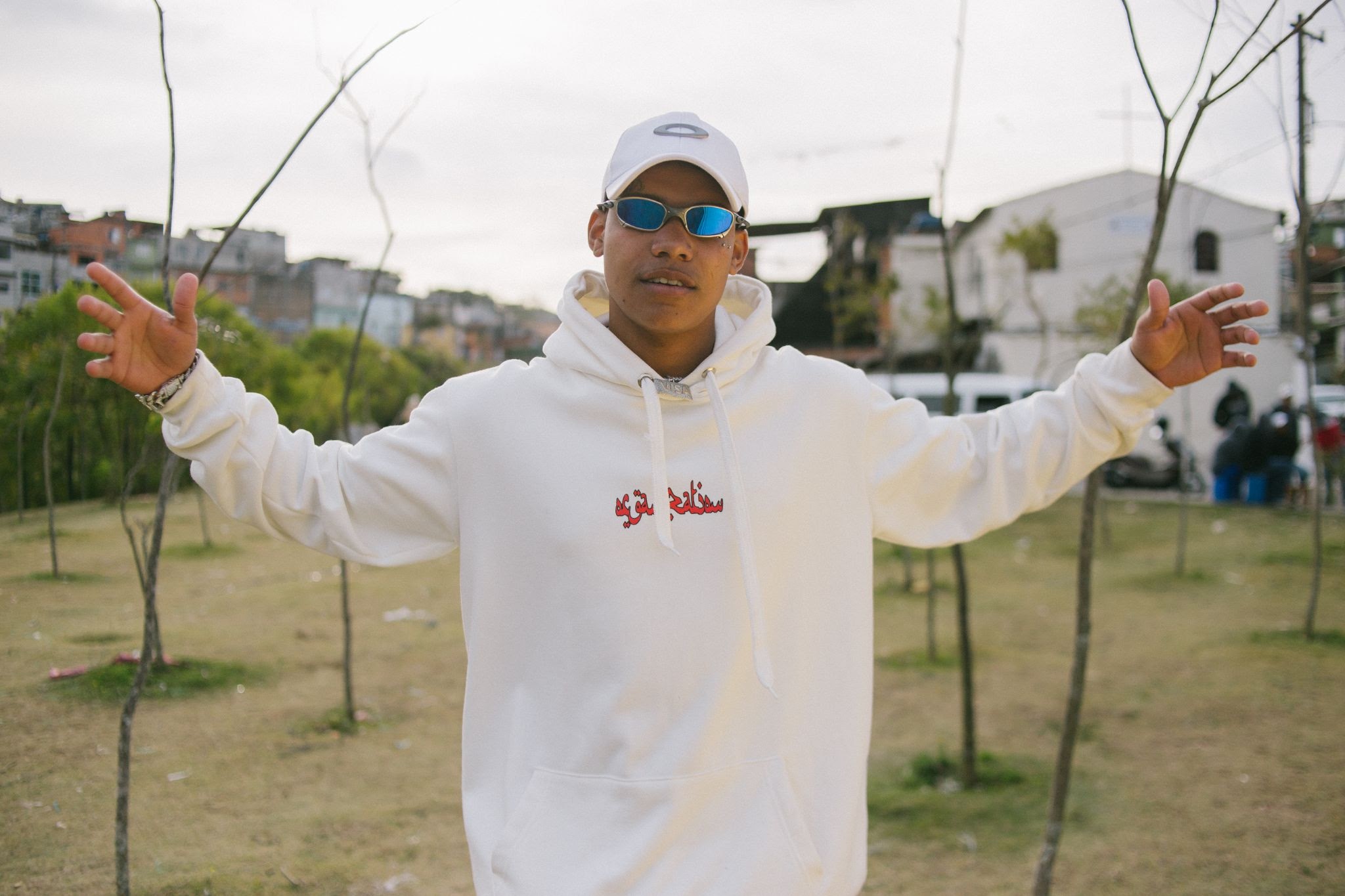 Danzo celebra conquistas no single “Favelado Enriquecendo”
