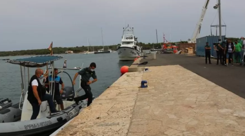 Turistas que faziam escaladas na Espanha morrem ao cair no mar